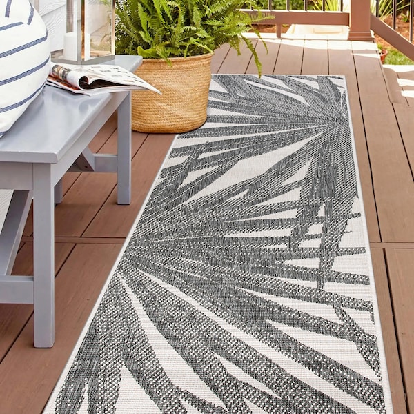 World Rug Gallery Tropical Leaves Nature Inspired Indoor/Outdoor Runner Rug 2' x 7' Gray 4030GRAY2X7 - main